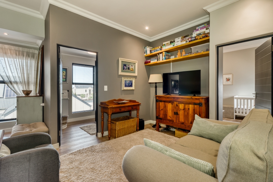 3 Bedroom Property for Sale in Aan de Wijnlanden Western Cape